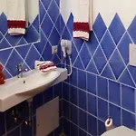 & Отель 4*