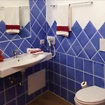 & Отель