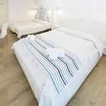 فندق & 4*