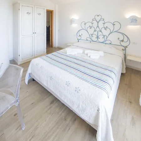 & Hotel