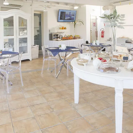& Hotel Olbia