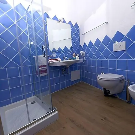Hotel &