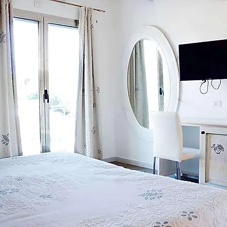 & Hotel 4*