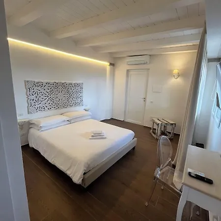 Hotel & Olbia